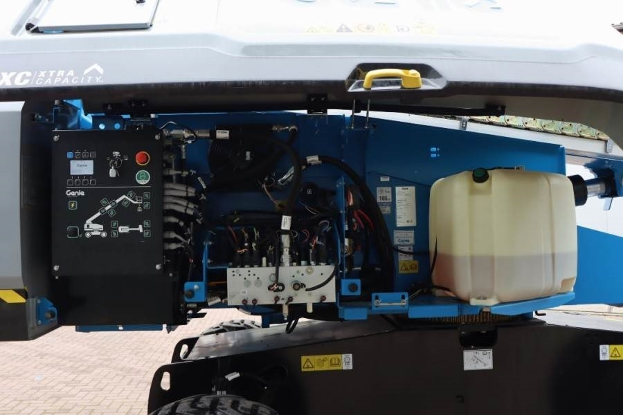 Телескопический подъемник Genie S65XC Valid inspection, *Guarantee! Diesel, 4x4 Dr: фото 9