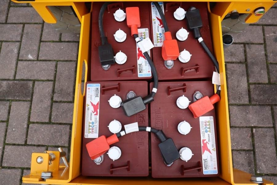 Haulotte Compact 10N Valid Inspection, *Guarantee! 10m Work - Ножничный подъемник: фото 3 Haulotte Compact 10N Valid Inspection, *Guarantee! 10m Work - Ножничный подъемник: фото 3