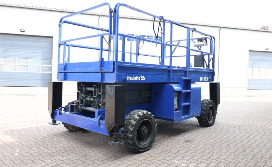 Haulotte H12SX Diesel, 4x4 Drive, 12m Working Height, 700kg - Ножничный подъемник: фото 2 Haulotte H12SX Diesel, 4x4 Drive, 12m Working Height, 700kg - Ножничный подъемник: фото 2