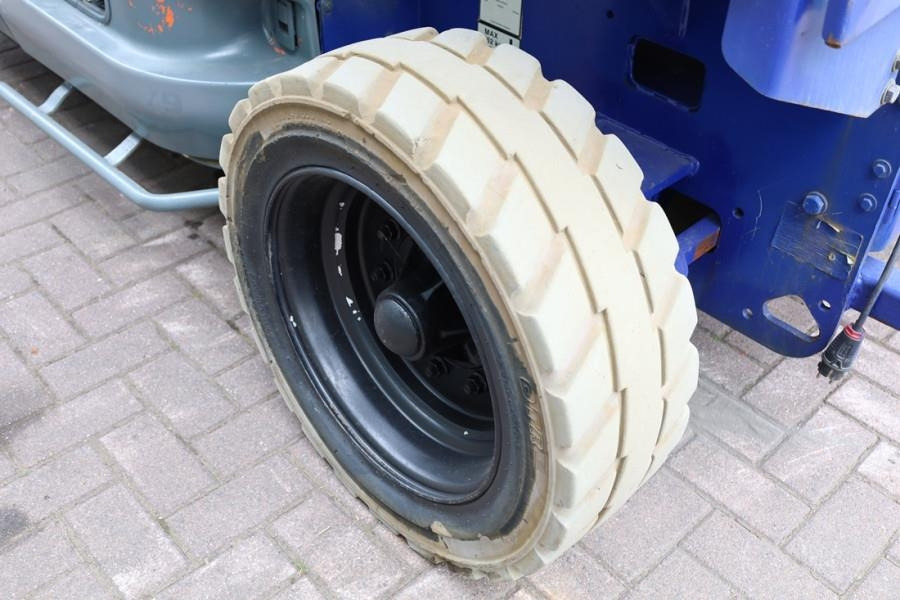 Ножничный подъемник JLG 3369LE Electric, 12m Working Height, 450kg Capacit: фото 11 Ножничный подъемник JLG 3369LE Electric, 12m Working Height, 450kg Capacit: фото 11