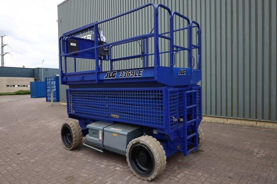 Ножничный подъемник JLG 3369LE Electric, 12m Working Height, 450kg Capacit: фото 8 Ножничный подъемник JLG 3369LE Electric, 12m Working Height, 450kg Capacit: фото 8