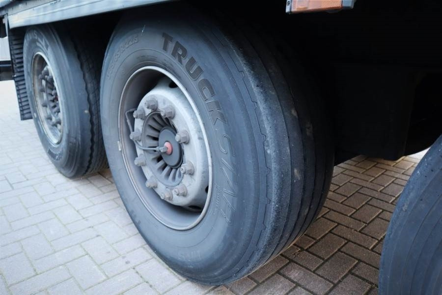 Тентованный прицеп Krone SD Dutch Registration, 3-Axle, Lift Axle, Air Susp: фото 12 Тентованный прицеп Krone SD Dutch Registration, 3-Axle, Lift Axle, Air Susp: фото 12