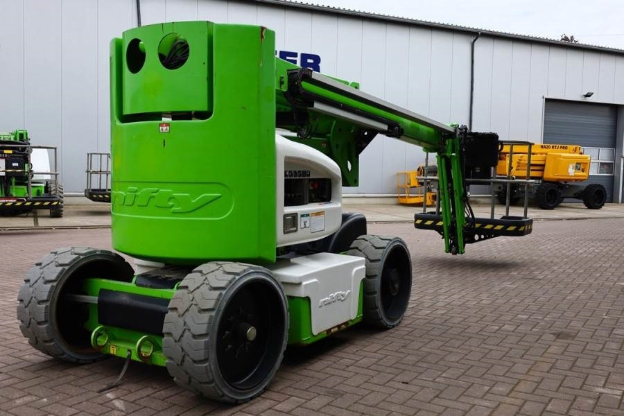 Niftylift HR15N Hybrid MK3 Hybrid, 4x4 Drive, 15.5m Working - Коленчатый подъемник: фото 2 Niftylift HR15N Hybrid MK3 Hybrid, 4x4 Drive, 15.5m Working - Коленчатый подъемник: фото 2