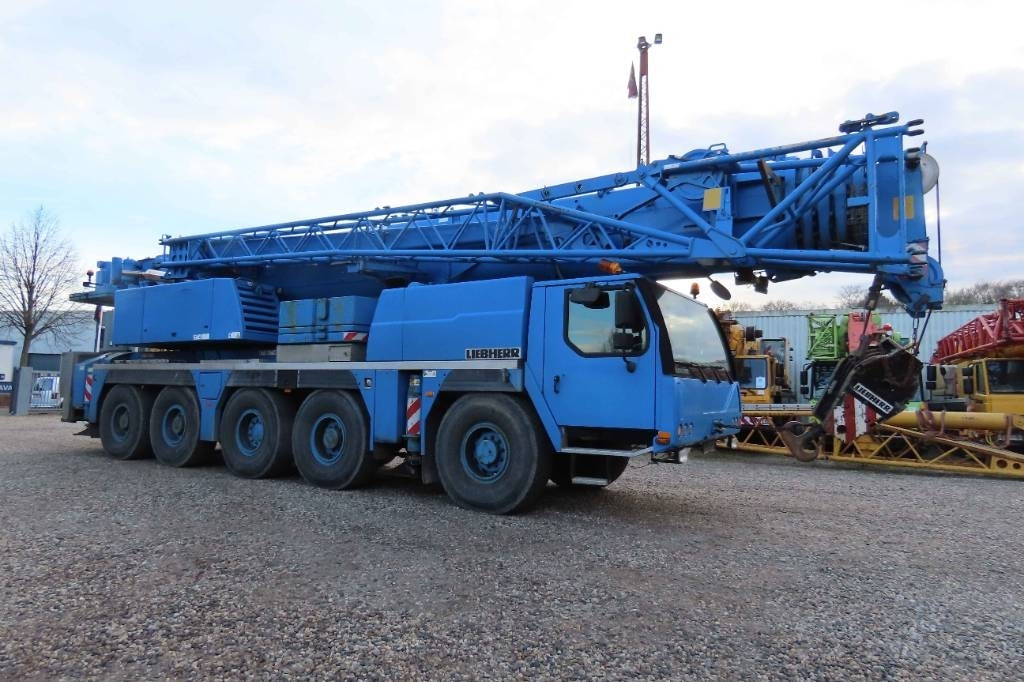 Liebherr LTM 1130-5.1 - Вседорожный кран: фото 2 Liebherr LTM 1130-5.1 - Вседорожный кран: фото 2