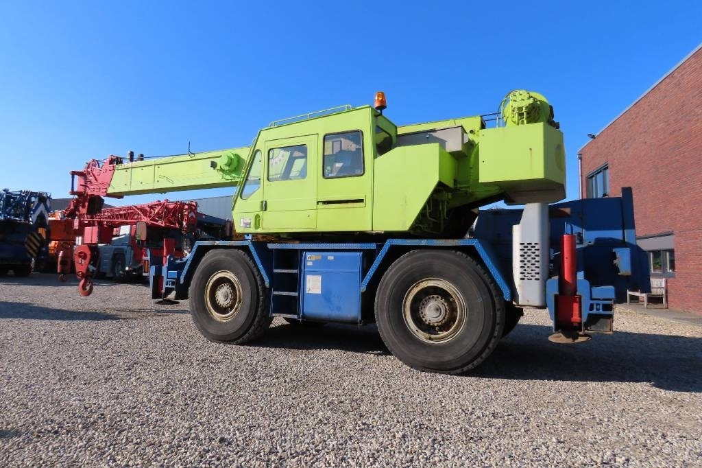 Tadano TR 250 E - Мобильный кран: фото 3 Tadano TR 250 E - Мобильный кран: фото 3