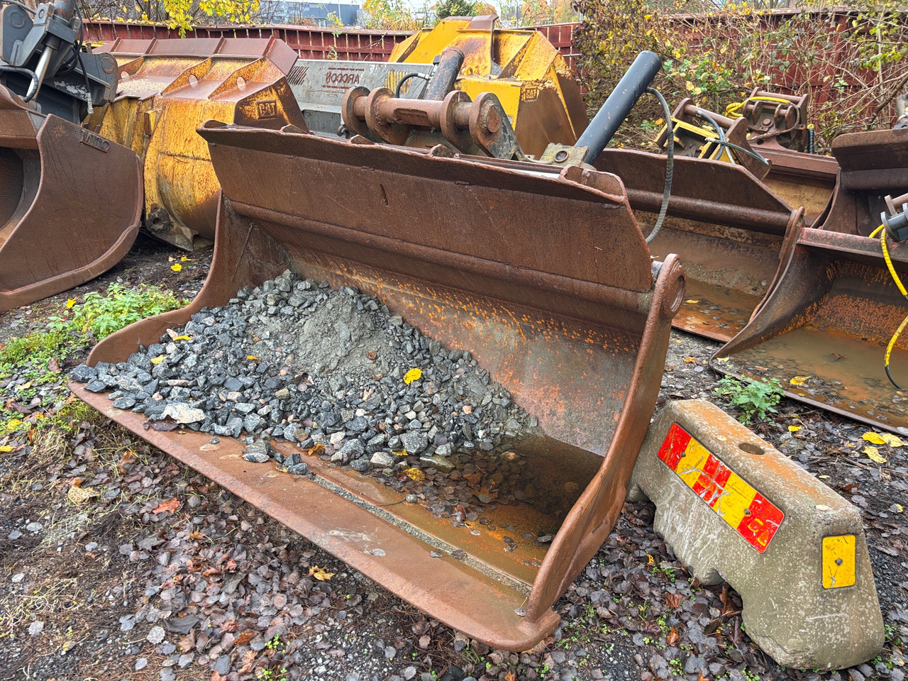 ABL 30 - Ковш для экскаватора: фото 1 ABL 30 - Ковш для экскаватора: фото 1