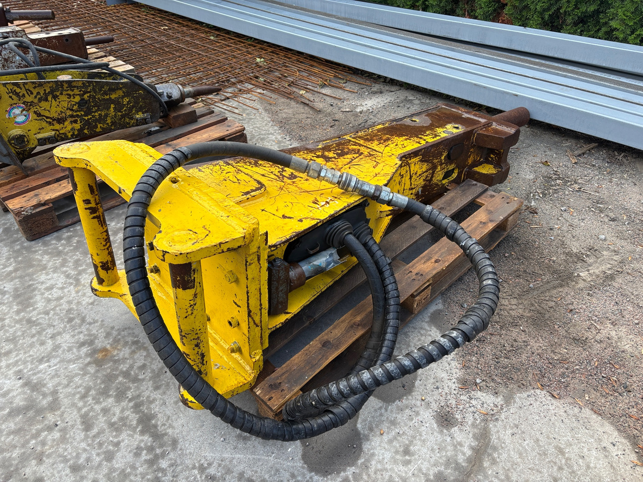 Atlas Copco MB 1000 - Строительное оборудование: фото 1 Atlas Copco MB 1000 - Строительное оборудование: фото 1