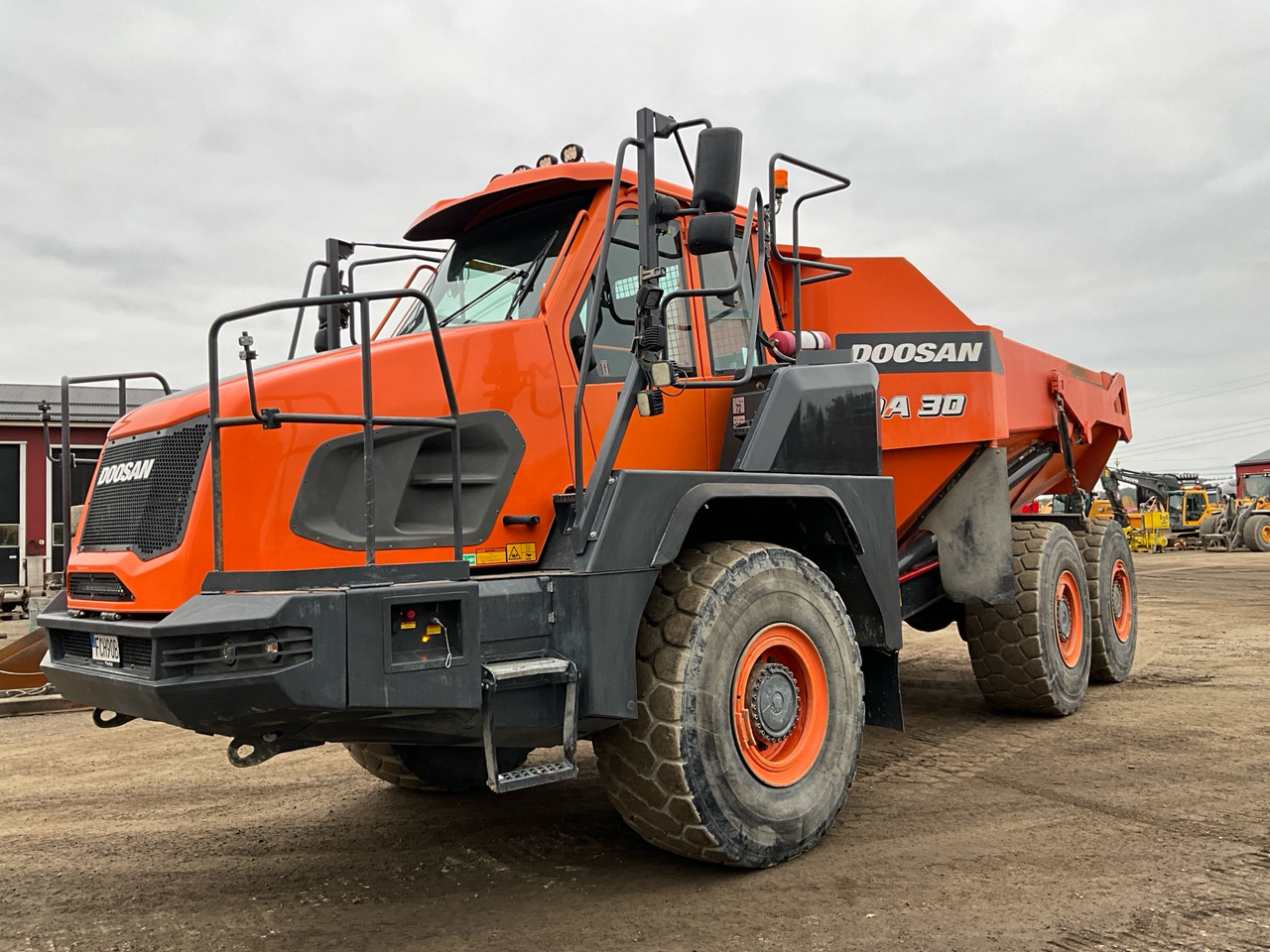 Doosan DA30 - Внедорожный самосвал: фото 1 Doosan DA30 - Внедорожный самосвал: фото 1