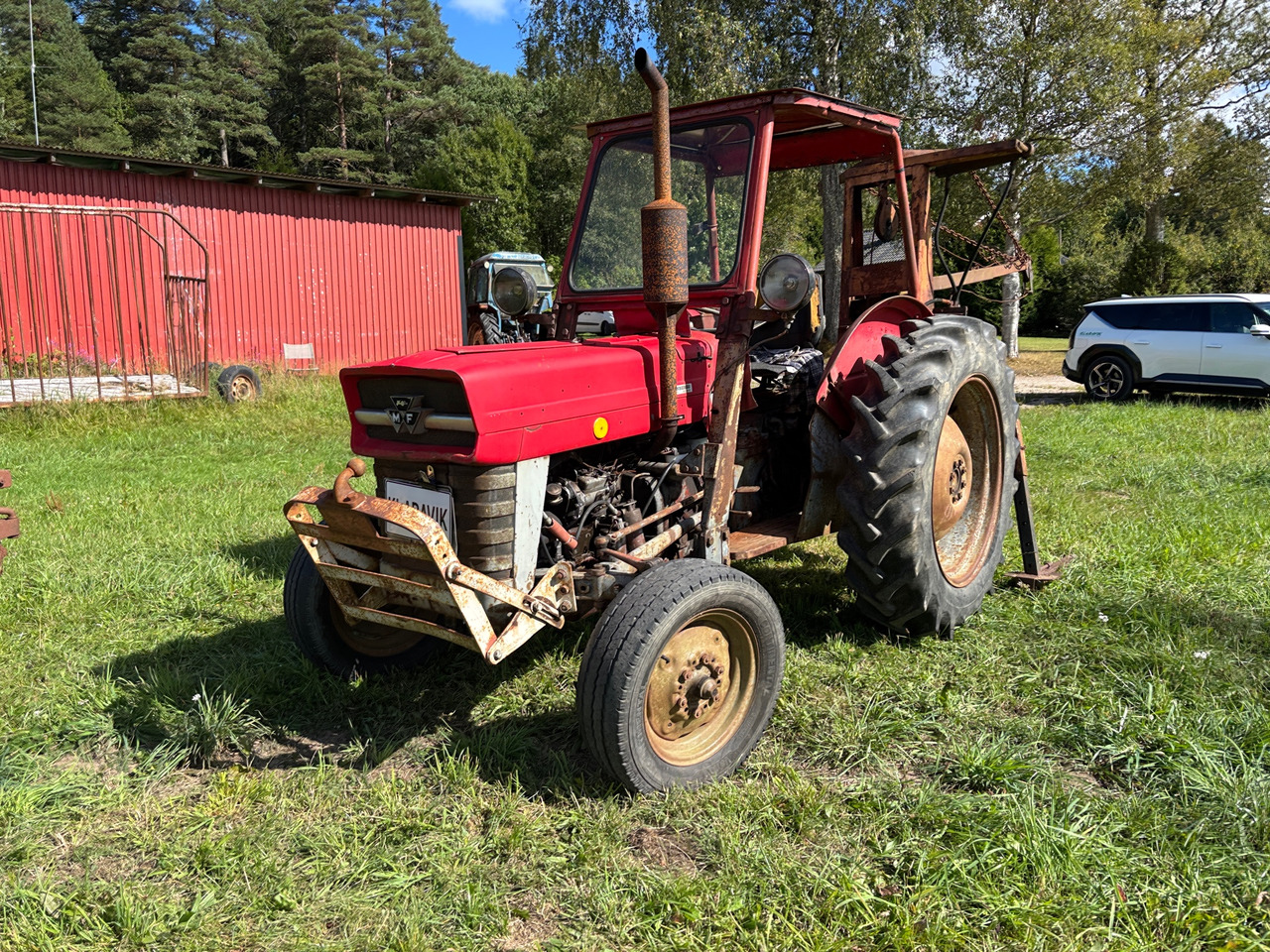 Massey Ferguson 135 - Трактор: фото 1 Massey Ferguson 135 - Трактор: фото 1