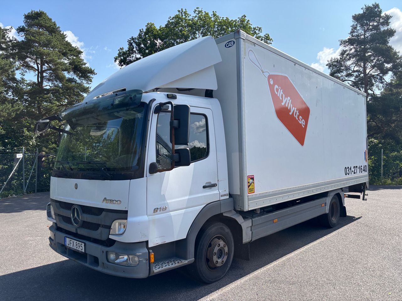 Mercedes-Benz Atego 918 - Грузовик с закрытым кузовом: фото 1 Mercedes-Benz Atego 918 - Грузовик с закрытым кузовом: фото 1