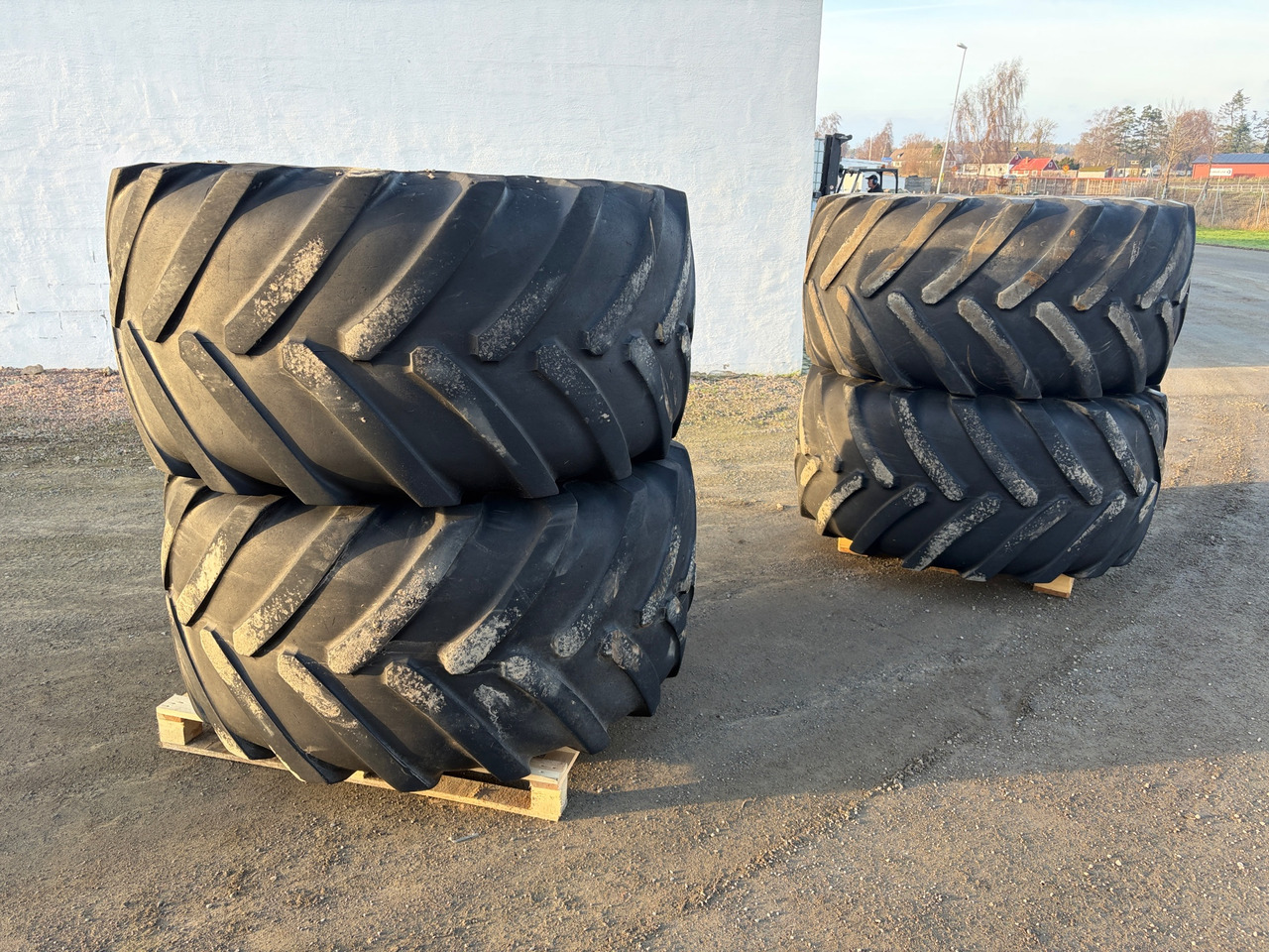 Michelin 750/65 R26 - Шина для Строительной техники: фото 1 Michelin 750/65 R26 - Шина для Строительной техники: фото 1