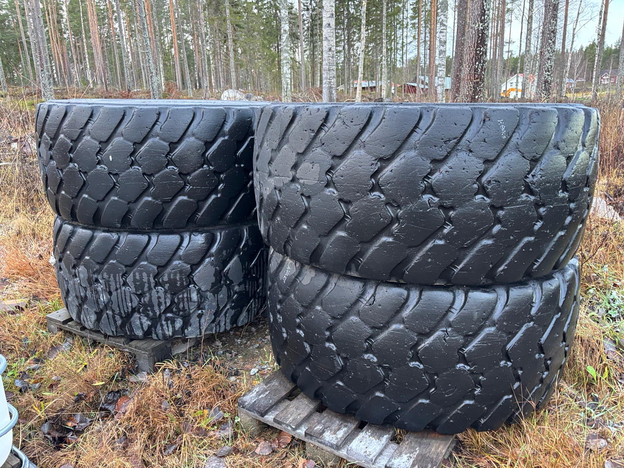 Michelin XLD - Шина для Строительной техники: фото 1 Michelin XLD - Шина для Строительной техники: фото 1