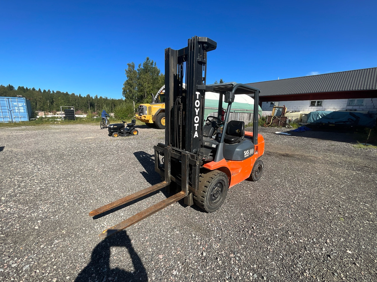 Toyota 02-7FDF30 - Погрузочно-разгрузочная техника: фото 1 Toyota 02-7FDF30 - Погрузочно-разгрузочная техника: фото 1