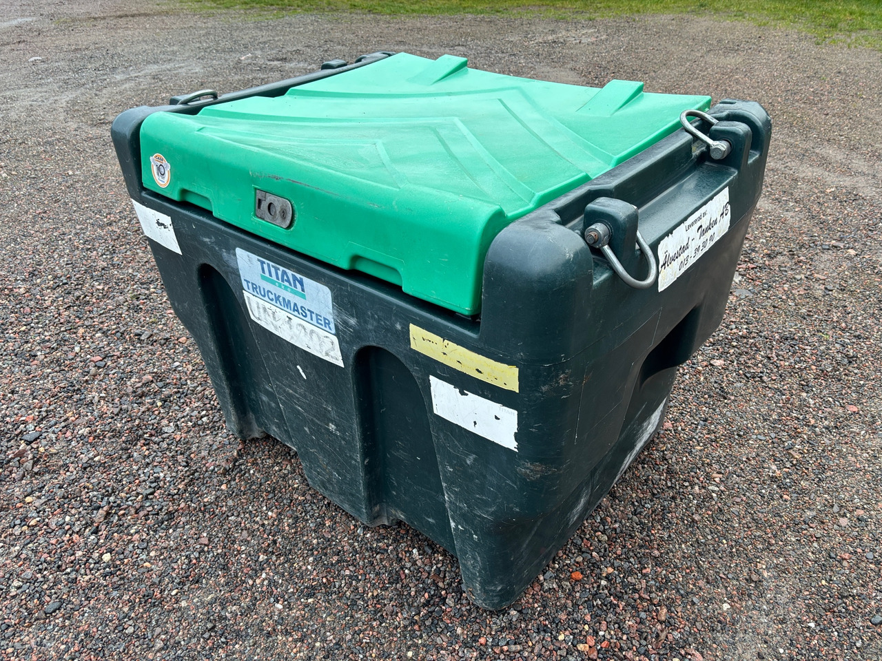 Titan Truckmaster - Резервуар для хранения: фото 1 Titan Truckmaster - Резервуар для хранения: фото 1