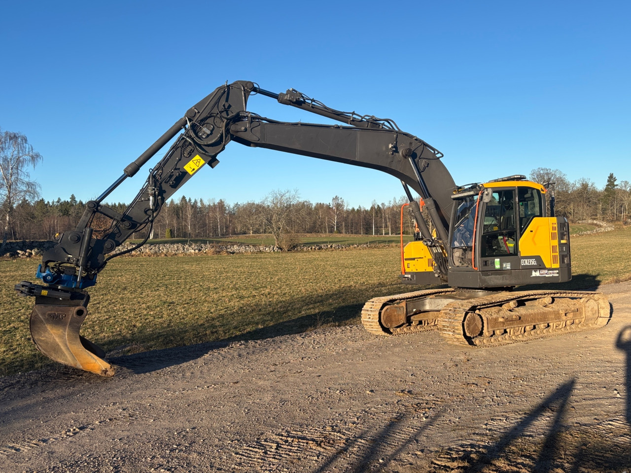 Volvo ECR235EL - Экскаватор: фото 1 Volvo ECR235EL - Экскаватор: фото 1