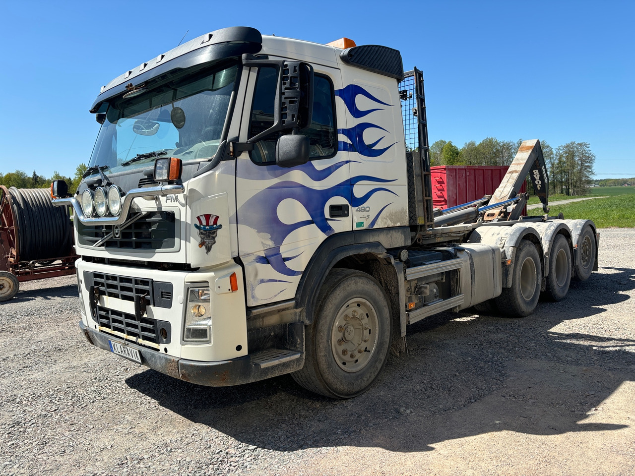 Volvo FM 480 Euro S - Крюковой мультилифт: фото 1 Volvo FM 480 Euro S - Крюковой мультилифт: фото 1