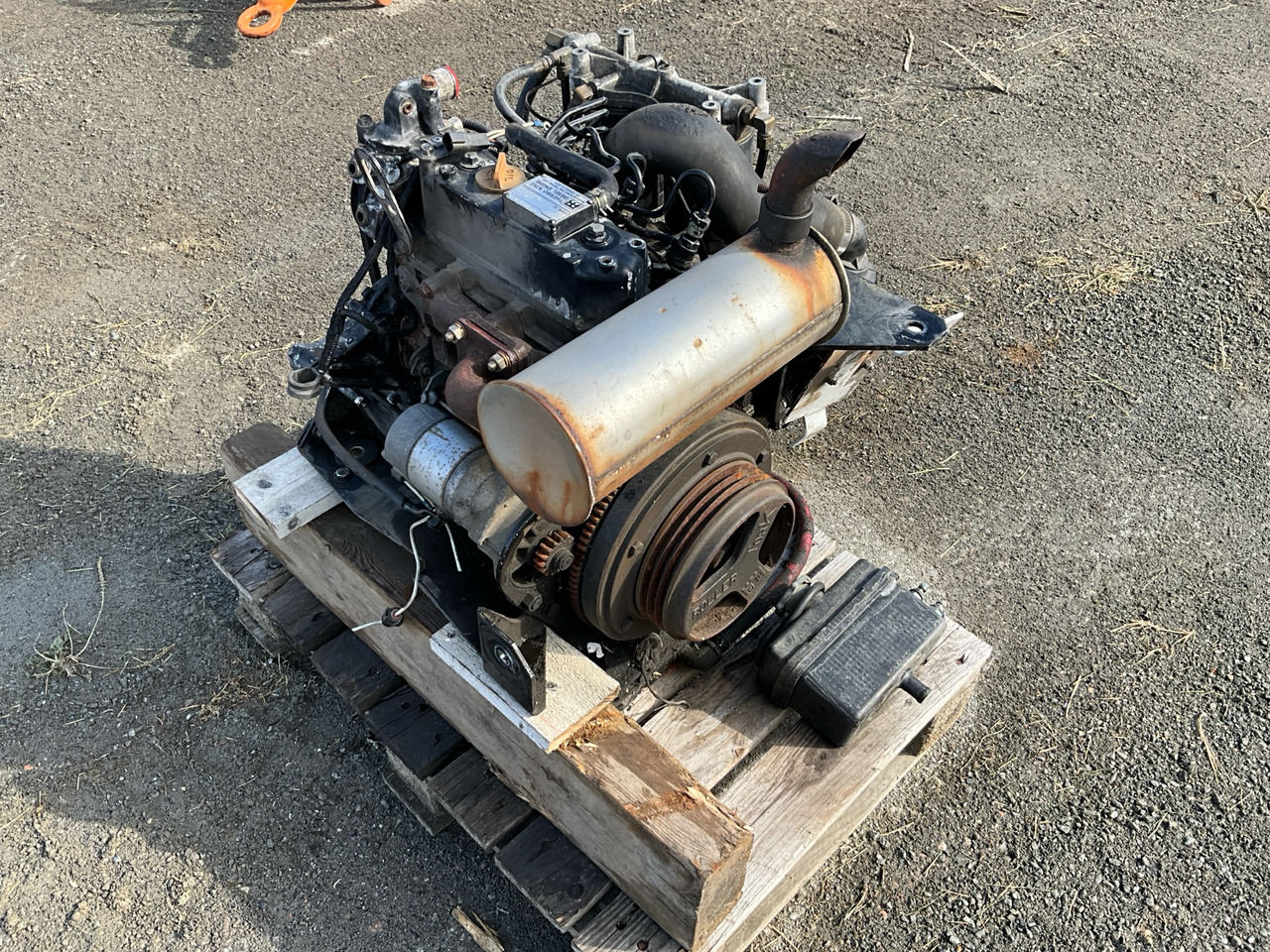 Yanmar TK3.95A - Строительное оборудование: фото 1 Yanmar TK3.95A - Строительное оборудование: фото 1
