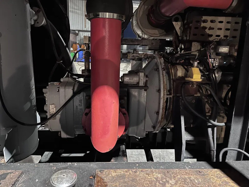 Cummins NTA 855 ELGI DT650-200 - Воздушный компрессор: фото 4 Cummins NTA 855 ELGI DT650-200 - Воздушный компрессор: фото 4