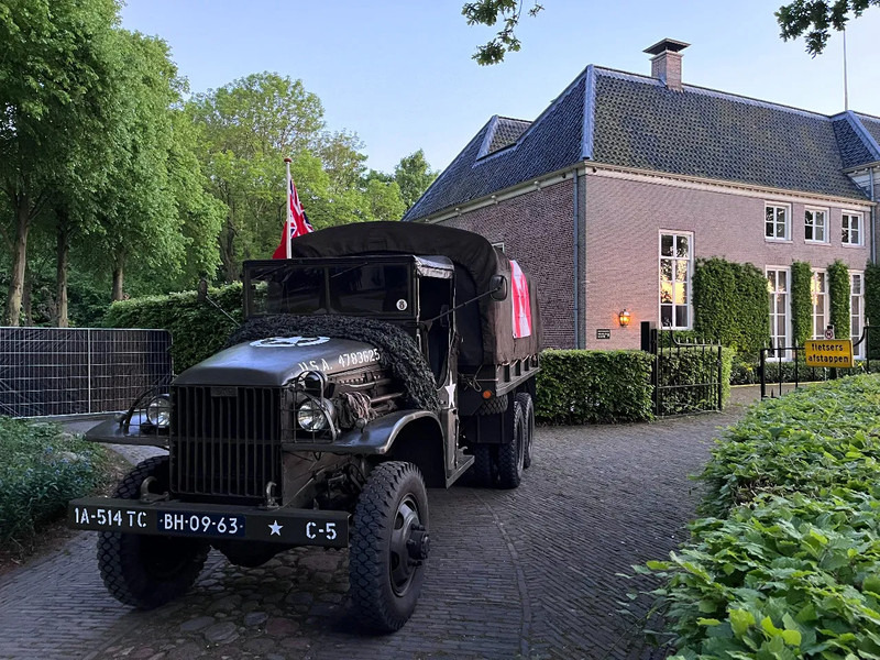 GMC CCKW 353 CCKW 353 Banjo axle GMC CCKW 353 Banjo axle - Грузовик с закрытым кузовом: фото 2 GMC CCKW 353 CCKW 353 Banjo axle GMC CCKW 353 Banjo axle - Грузовик с закрытым кузовом: фото 2