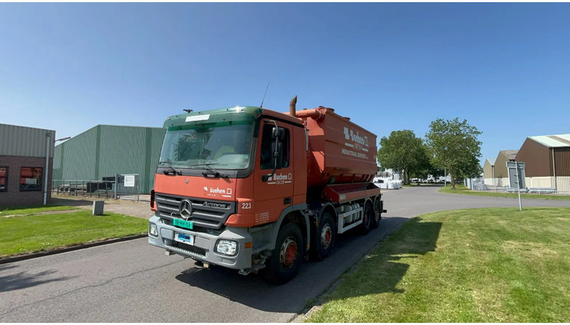 Mercedes-Benz Actros 4141 Mercedes 4141 8x4 full steel INOX tank - Ассенизатор: фото 2 Mercedes-Benz Actros 4141 Mercedes 4141 8x4 full steel INOX tank - Ассенизатор: фото 2