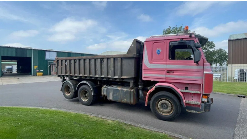 Scania P113-360 scania 113 6X2 Boogielift reversed KIPPER - Самосвал: фото 5 Scania P113-360 scania 113 6X2 Boogielift reversed KIPPER - Самосвал: фото 5