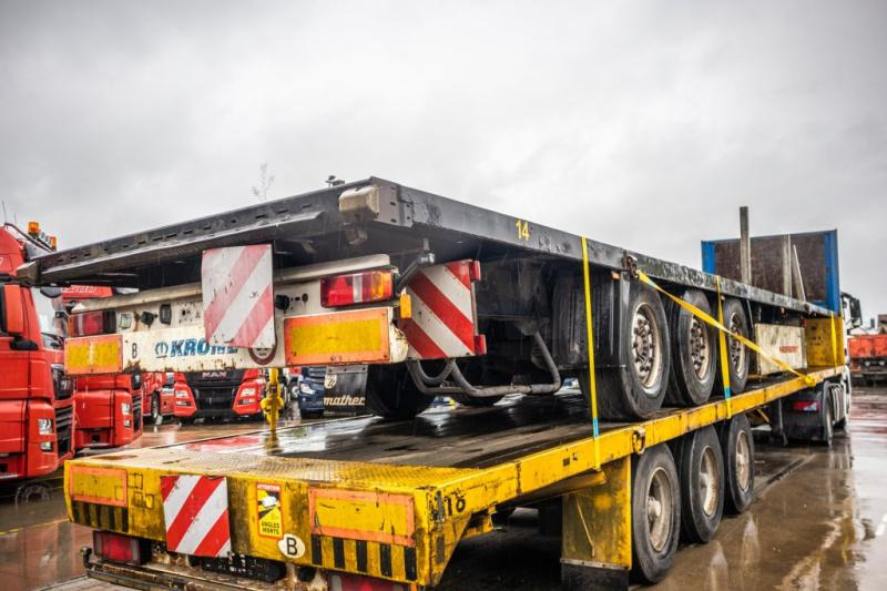 Krone SD27-PLATEAU-39000 KG MTM - Полуприцеп бортовой/ Платформа: фото 3 Krone SD27-PLATEAU-39000 KG MTM - Полуприцеп бортовой/ Платформа: фото 3