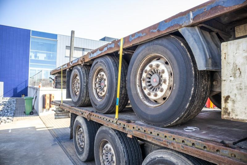 Krone SD27-PLATEAU-39000 KG MTM - Полуприцеп бортовой/ Платформа: фото 4 Krone SD27-PLATEAU-39000 KG MTM - Полуприцеп бортовой/ Платформа: фото 4