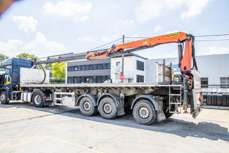 SYSTEM TRAILER CRANE/KRAN/GRUE-PALFINGER 24T/M+3EXT - Полуприцеп бортовой/ Платформа: фото 3 SYSTEM TRAILER CRANE/KRAN/GRUE-PALFINGER 24T/M+3EXT - Полуприцеп бортовой/ Платформа: фото 3