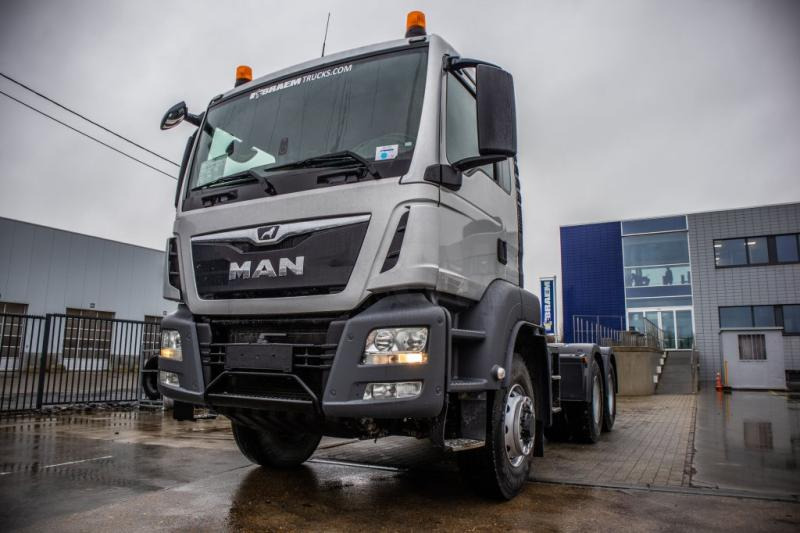 MAN TGS 26.470 6X6H +HYDR - Тягач: фото 3 MAN TGS 26.470 6X6H +HYDR - Тягач: фото 3