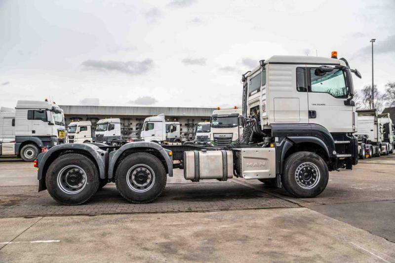 MAN TGS 33.500 BLS - 277.495 KM - Тягач: фото 5 MAN TGS 33.500 BLS - 277.495 KM - Тягач: фото 5