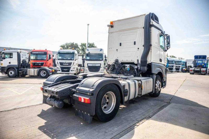 Mercedes ACTROS 1945 LS (1845 LS) - Тягач: фото 3 Mercedes ACTROS 1945 LS (1845 LS) - Тягач: фото 3