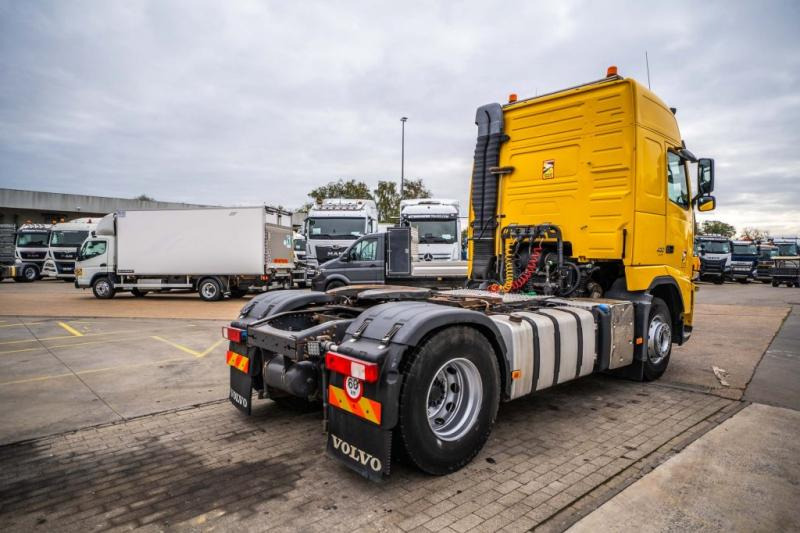 Volvo FH 400 -E5 +KIPHYDR. - Тягач: фото 4 Volvo FH 400 -E5 +KIPHYDR. - Тягач: фото 4