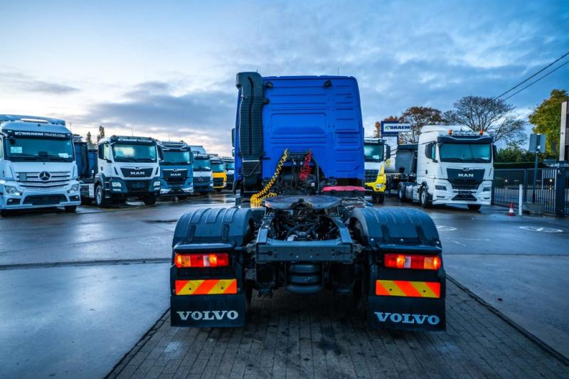 Volvo FM 420 +KIPHYDR. - Тягач: фото 5 Volvo FM 420 +KIPHYDR. - Тягач: фото 5