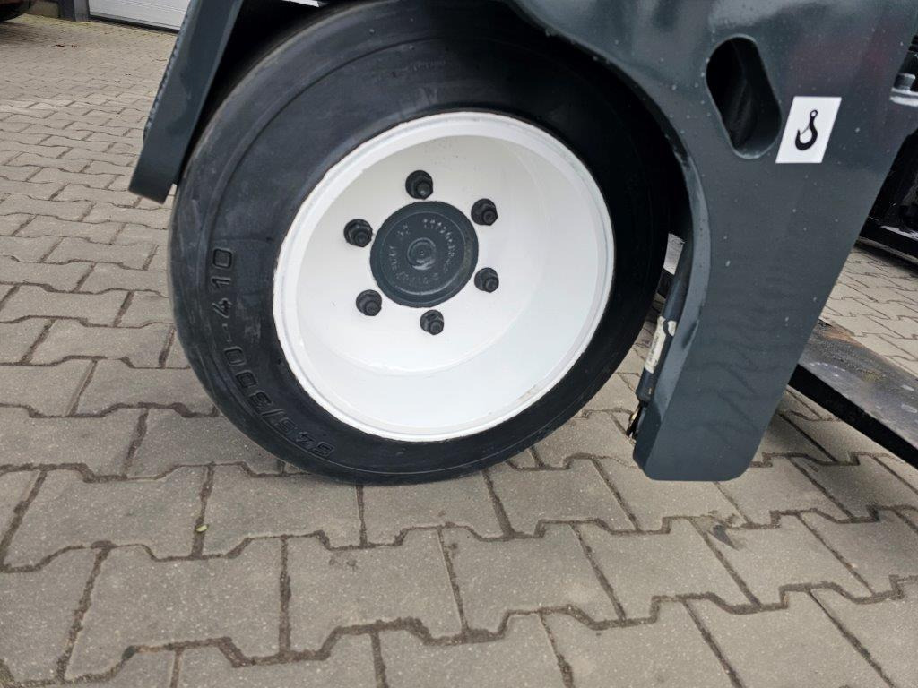 Combilift C12000 - Четырехсторонний погрузчик: фото 2 Combilift C12000 - Четырехсторонний погрузчик: фото 2