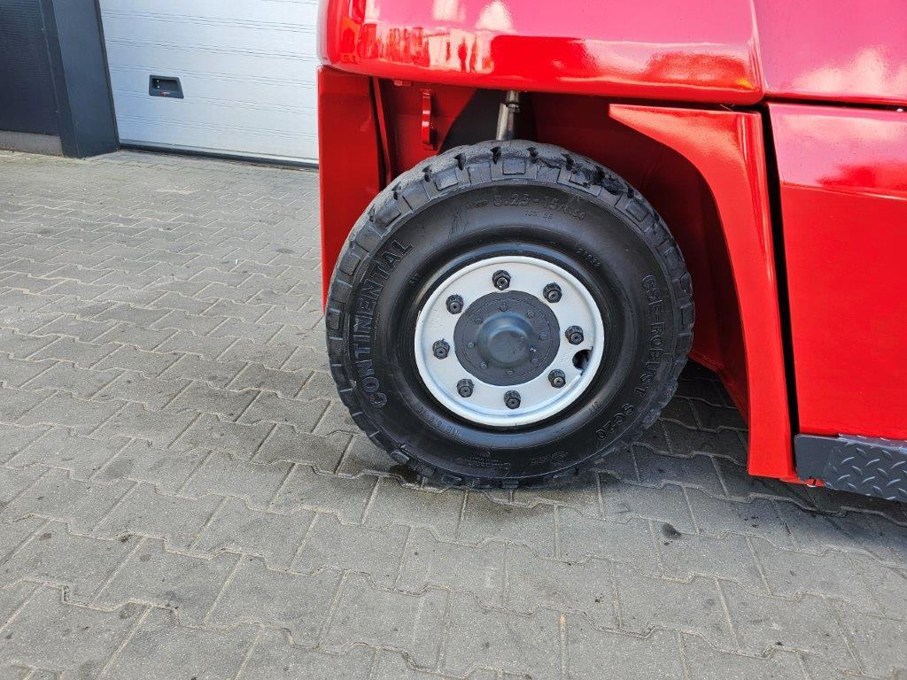 Дизельный погрузчик Kalmar DCF80-9: фото 10 Дизельный погрузчик Kalmar DCF80-9: фото 10