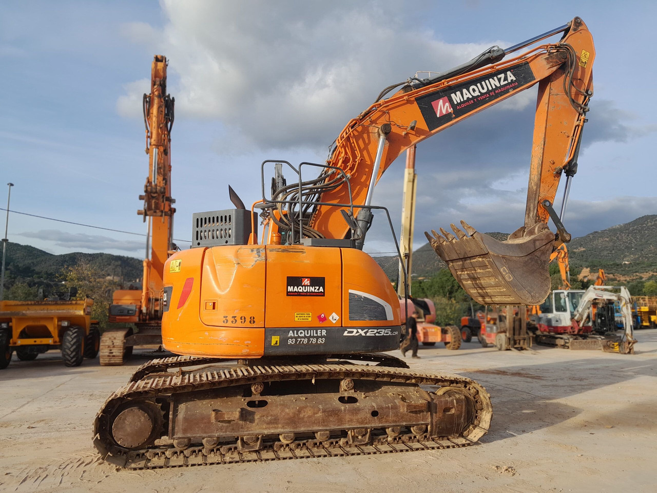 DOOSAN DX235LCR - Гусеничный экскаватор: фото 5 DOOSAN DX235LCR - Гусеничный экскаватор: фото 5