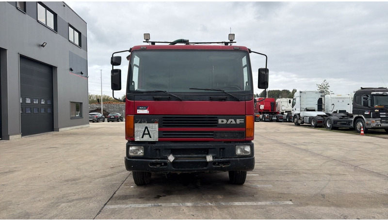 DAF 75 ATI 270 (10500 L / MANUAL PUMP / MANUAL GEARBOX / STEEL SUSP. / LAMES / POMPE MANUELLE) - Ассенизатор: фото 3 DAF 75 ATI 270 (10500 L / MANUAL PUMP / MANUAL GEARBOX / STEEL SUSP. / LAMES / POMPE MANUELLE) - Ассенизатор: фото 3