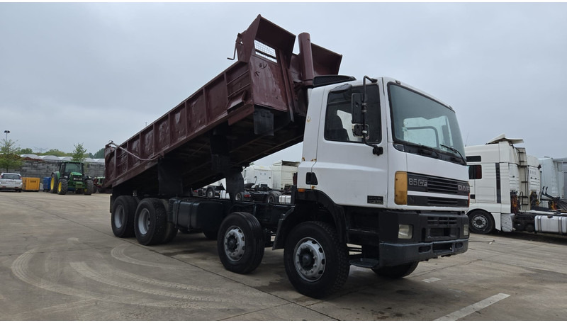 DAF 85 CF 340 (EURO 2 / MANUAL PUMP / STEEL SUSP. / POSSIBLE AS CHASSIS / 8X4) - Самосвал: фото 3 DAF 85 CF 340 (EURO 2 / MANUAL PUMP / STEEL SUSP. / POSSIBLE AS CHASSIS / 8X4) - Самосвал: фото 3