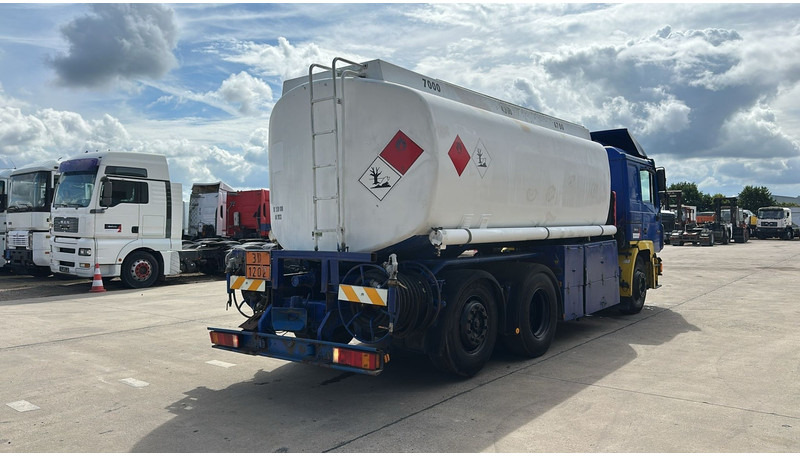 MAN 26.402 (18.000 L / 6X2 / 6 CYLINDER / FRONT STEEL / 3 COMPARTIMENTS) - Грузовик-цистерна: фото 5 MAN 26.402 (18.000 L / 6X2 / 6 CYLINDER / FRONT STEEL / 3 COMPARTIMENTS) - Грузовик-цистерна: фото 5