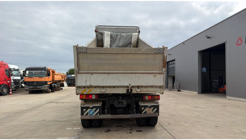 Mercedes-Benz Actros 3246 (EPS / LAMES / GRAND PONT / V6 / MP2 / 3 PEDALES) - Самосвал: фото 5 Mercedes-Benz Actros 3246 (EPS / LAMES / GRAND PONT / V6 / MP2 / 3 PEDALES) - Самосвал: фото 5