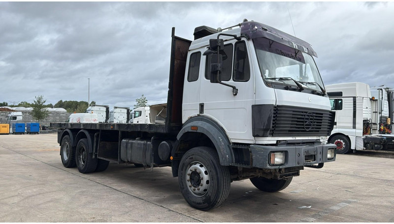 Mercedes-Benz SK 2638 (LAMES / GRAND PONT / V8 AVEC 2X TURBO / BIG AXLE / STEEL SUSP.) - Грузовик бортовой/ Платформа: фото 2 Mercedes-Benz SK 2638 (LAMES / GRAND PONT / V8 AVEC 2X TURBO / BIG AXLE / STEEL SUSP.) - Грузовик бортовой/ Платформа: фото 2
