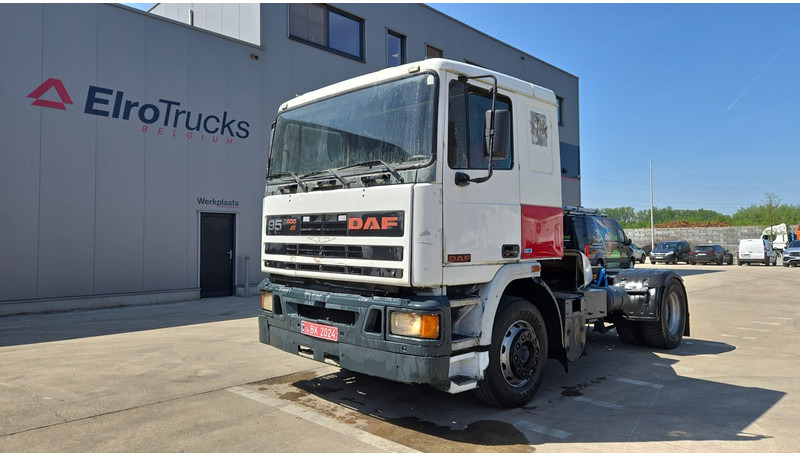 DAF 95 ATI 400 (EURO 2 / MANUAL PUMP / MANUAL GEARBOX / POMPE MANUELLE) - Тягач: фото 1 DAF 95 ATI 400 (EURO 2 / MANUAL PUMP / MANUAL GEARBOX / POMPE MANUELLE) - Тягач: фото 1