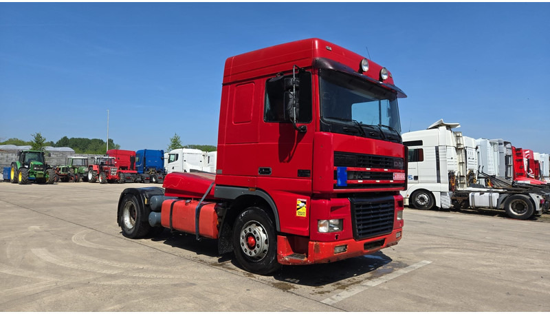 DAF 95 XF 380 (EURO 2 / AIRCO / MANUAL PUMP / MANUAL GEARBOX / GOOD CONDITION) - Тягач: фото 3 DAF 95 XF 380 (EURO 2 / AIRCO / MANUAL PUMP / MANUAL GEARBOX / GOOD CONDITION) - Тягач: фото 3