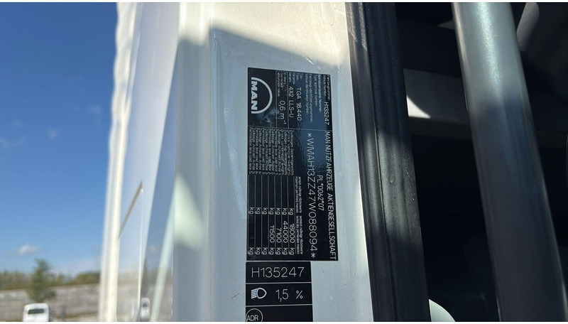 Тягач MAN TGA 18.440 (BOITE MANUELLE / MANUAL GEARBOX): фото 13