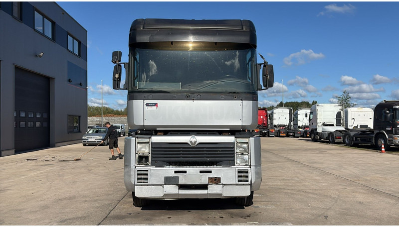 Renault Magnum 430 (POMPE MANUELLE / MANUAL PUMP / BOITE MANUELLE) - Тягач: фото 2 Renault Magnum 430 (POMPE MANUELLE / MANUAL PUMP / BOITE MANUELLE) - Тягач: фото 2