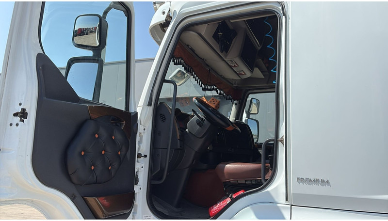 Тягач Renault Premium 460 DXI (PERFECT CONDITION / CHASSIS NO RUST / VERY CLEAN / AIRCO / EEV): фото 19