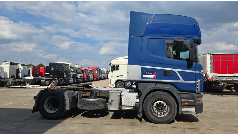 Scania 124-420 (MANUAL GEARBOX / BOITE MANUELLE / AIRCO / AC) - Тягач: фото 4 Scania 124-420 (MANUAL GEARBOX / BOITE MANUELLE / AIRCO / AC) - Тягач: фото 4