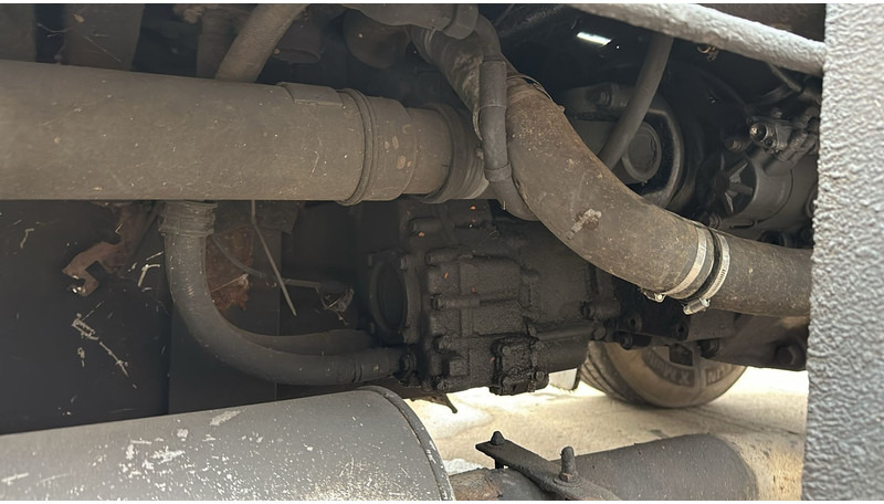 Тягач Scania 164 - 480 Topline (MANUAL GEARBOX / RETARDER ): фото 16