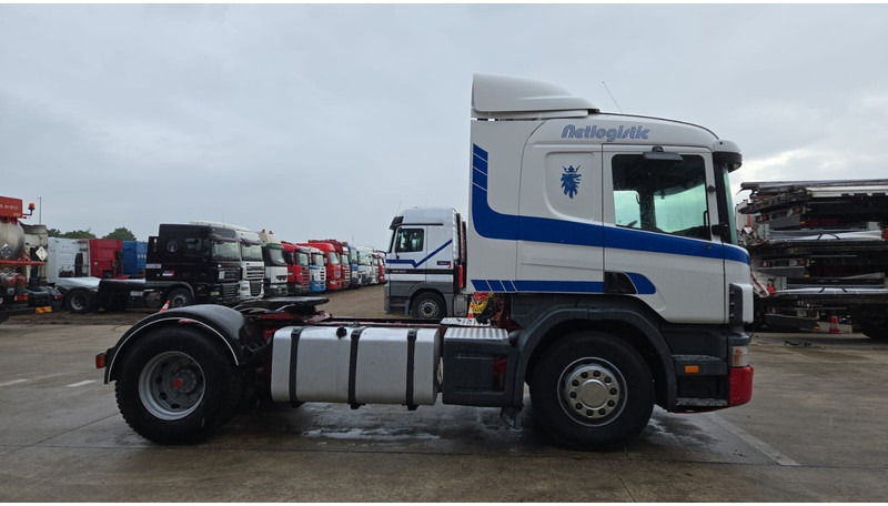 Scania P124 - 360 (POMPE MANUELLE / BOITE MANUELLE / MANUAL PUMP / MANUAL GEARBOX) - Тягач: фото 4 Scania P124 - 360 (POMPE MANUELLE / BOITE MANUELLE / MANUAL PUMP / MANUAL GEARBOX) - Тягач: фото 4