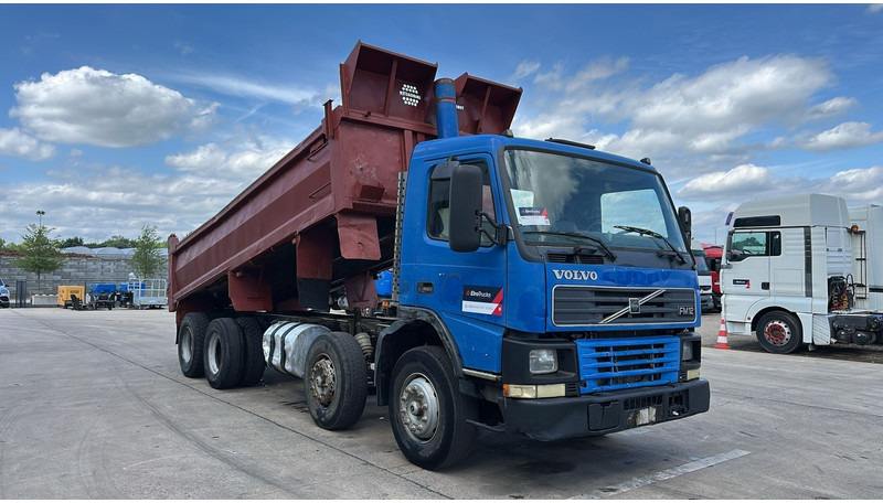 Volvo FM 12 - 340 (MANUAL GEARBOX / STEEL SUSPENSION / LAMES / BOITE MANUELLE) - Самосвал: фото 3 Volvo FM 12 - 340 (MANUAL GEARBOX / STEEL SUSPENSION / LAMES / BOITE MANUELLE) - Самосвал: фото 3